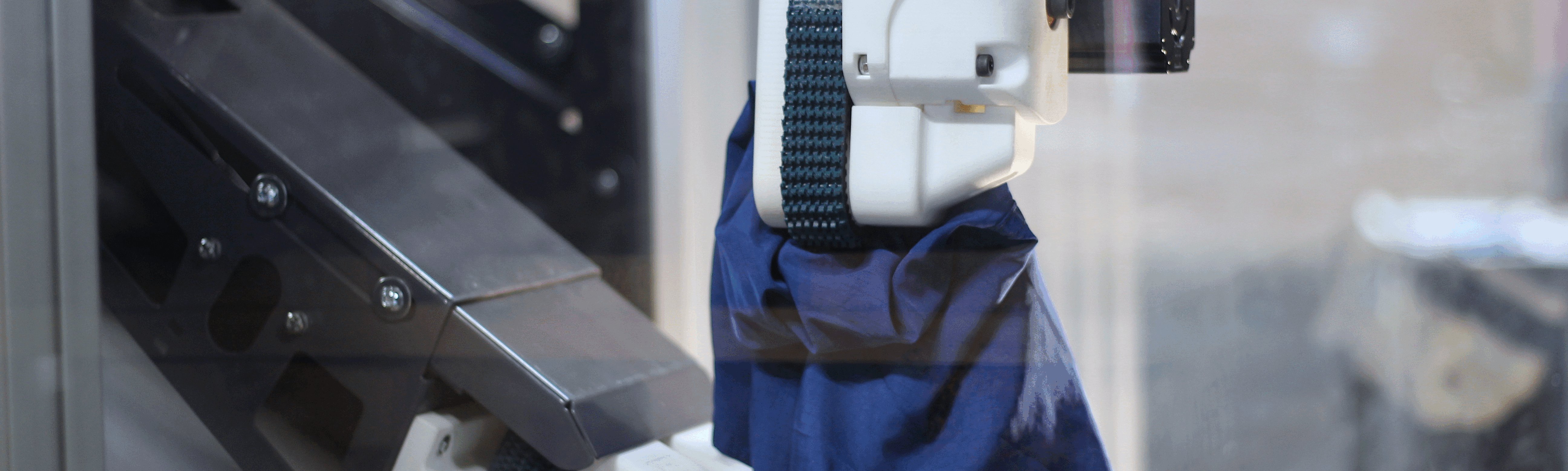 Robots make laundries smarter and safer.